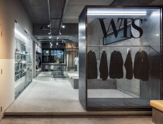 スニーカー/ファッション事業